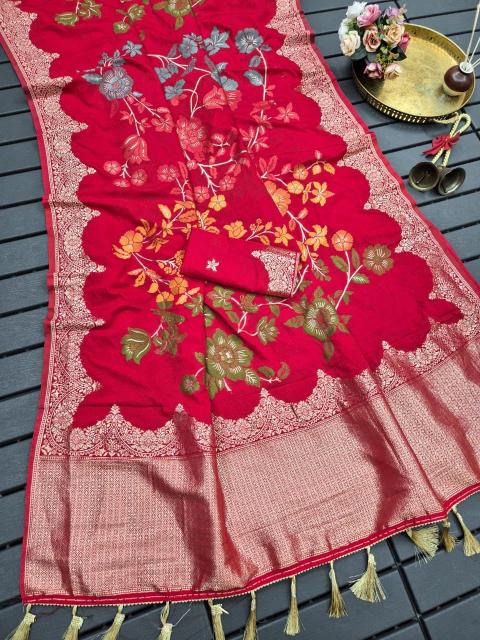 Akshara banarasi silk best saree wholesale market in surat